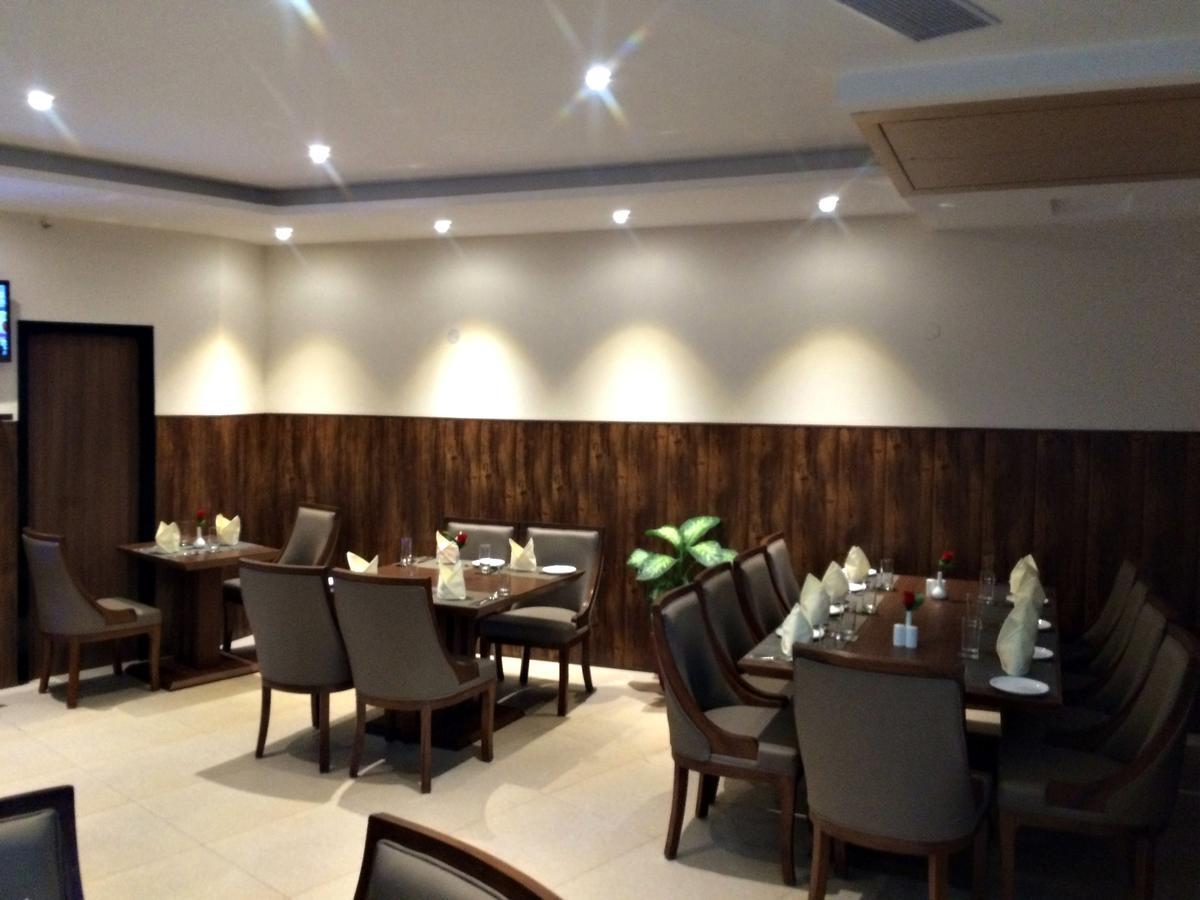 Fairvacanze Inns And Suites Sonipat Exterior photo